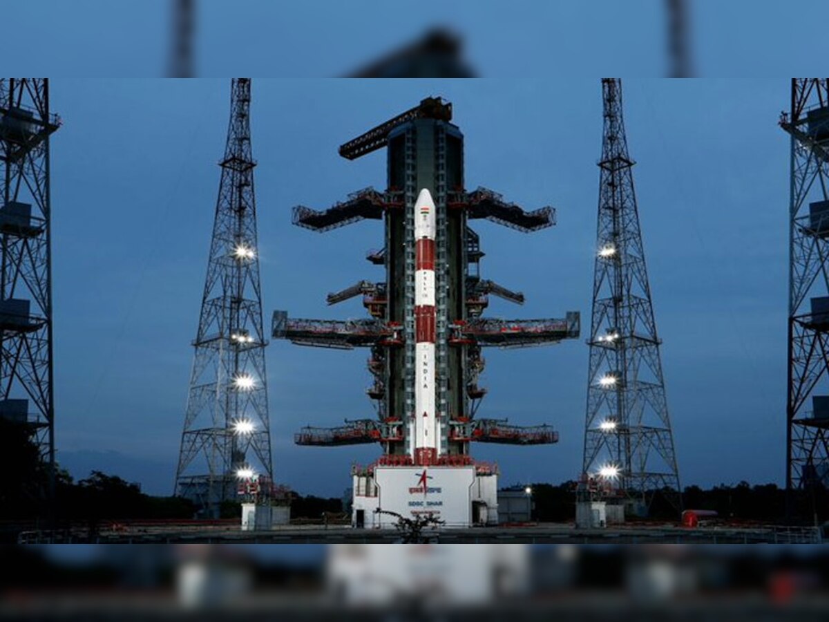 ISRO: स्पेस में बढ़ी भारत की धमक, किसी भी मौसम में फोटो लेने वाला सैटेलाइट लॉन्च