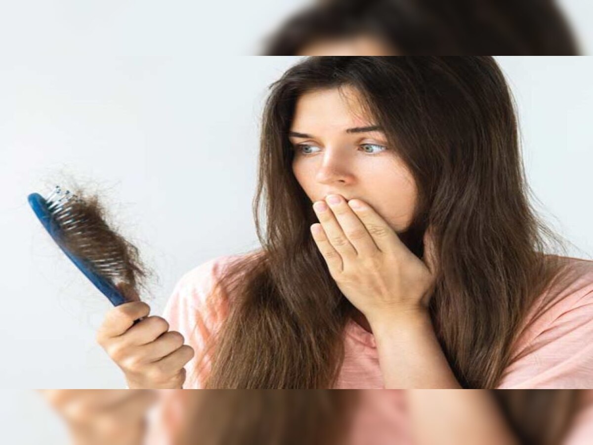 Hair Care Tips: बालों की जड़ों को मजबूत करने के लिए करें ये काम, हेयर फॉल से भी मिलेगा छुटकारा