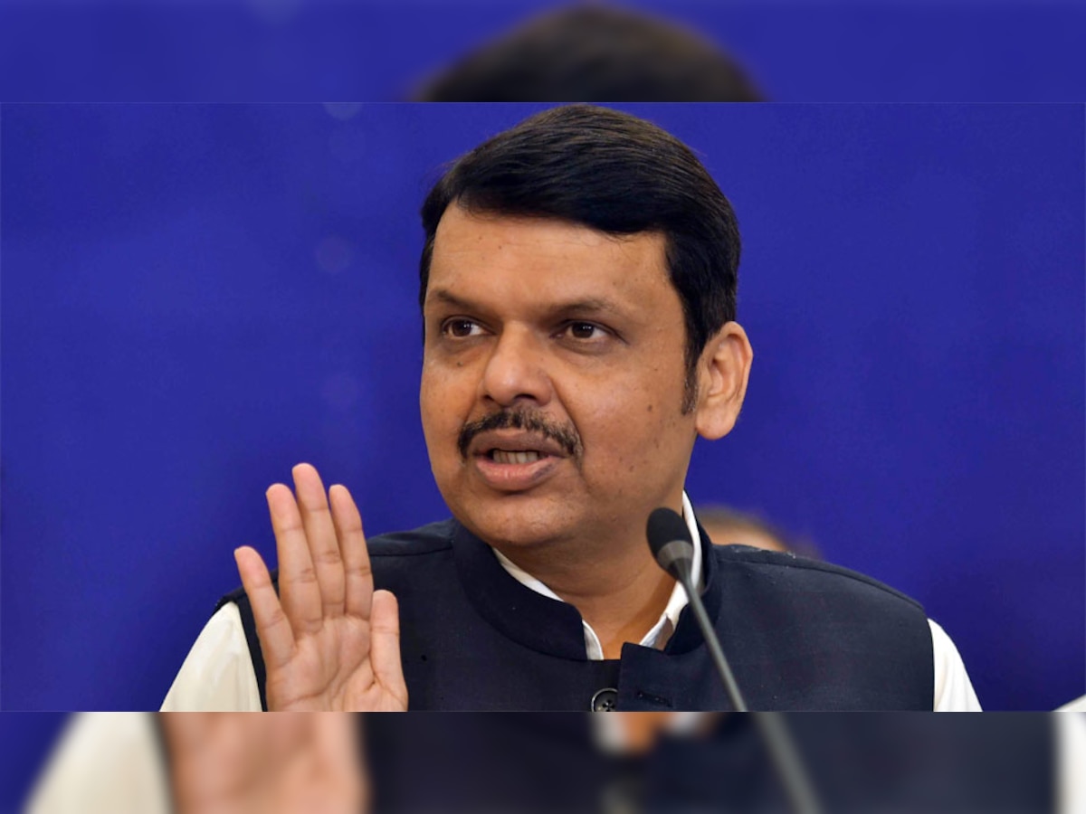 Devendra Fadnavis: मुख्यमंत्री नहीं बनाए जाने से क्या नाराज हैं फडणवीस? इस फैसले से उठ रहे सवाल