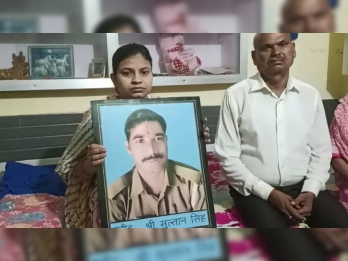 बिकरू कांड में शहीद हुए पुलिस जवान की पत्नी का छलका दर्द, आश्वासन के बाद भी अभी तक नहीं मिली नौकरी