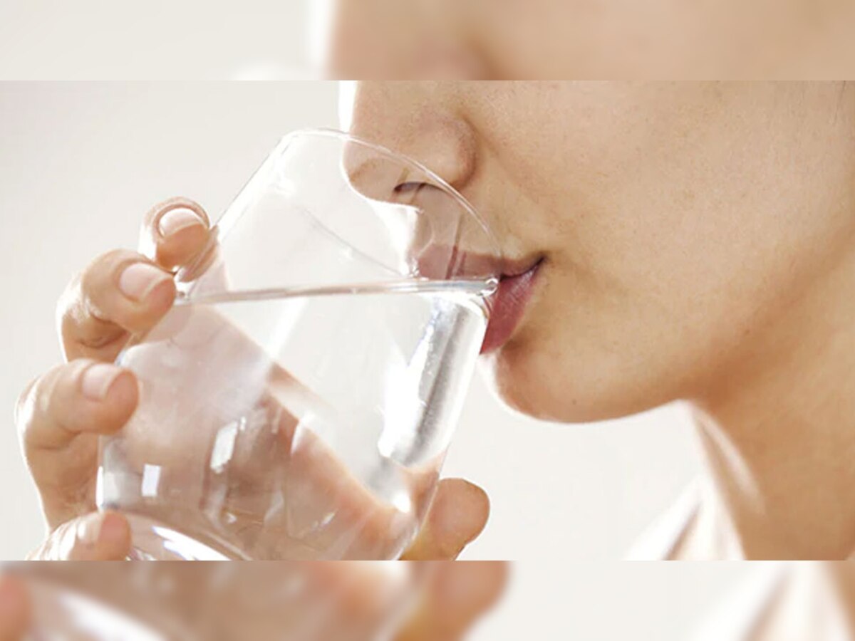 क्या गर्म पानी पीने से कोलेस्ट्रॉल कम होता है?