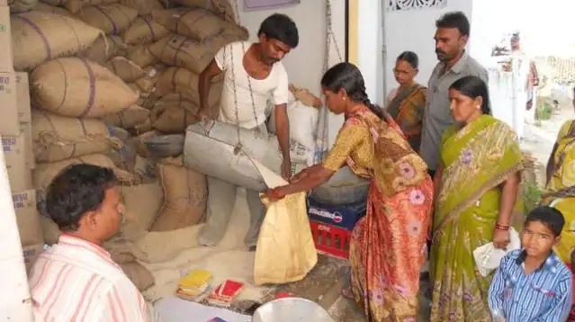 राशन की दुकानों पर लग रहा वाई-फाई, आम लोगों को मिलेगा फायदा