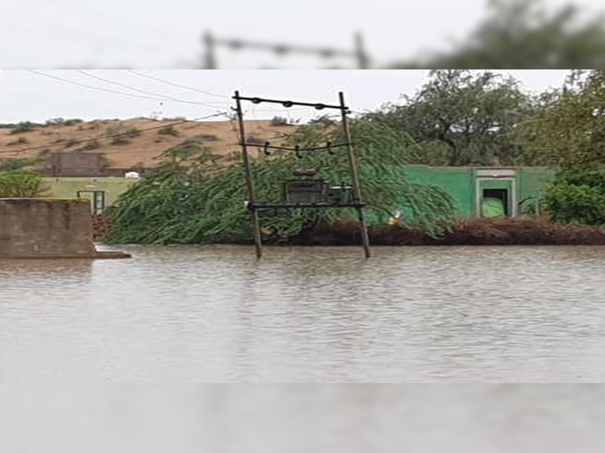 लूणकरणसर में है मौत का ट्रांसफार्मर जहां तालाब में दौड़ता है करंट