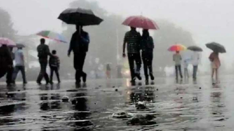 MP weather: मध्य प्रदेश में होगी तेज बारिश, 15 जिलों में ऑरेंज अलर्ट जारी 