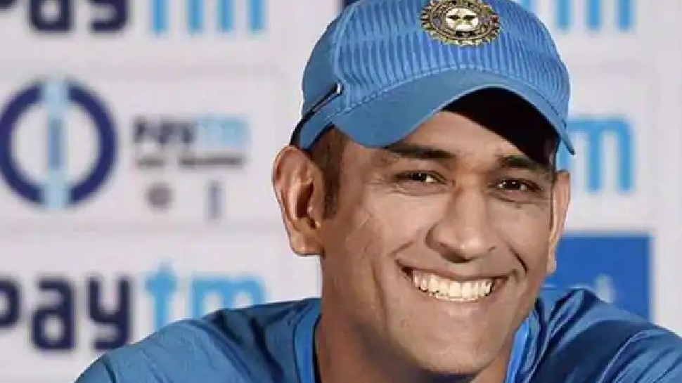MS Dhoni Birthday Mahendra Singh Kadaknath business Madhya Pradesh ...