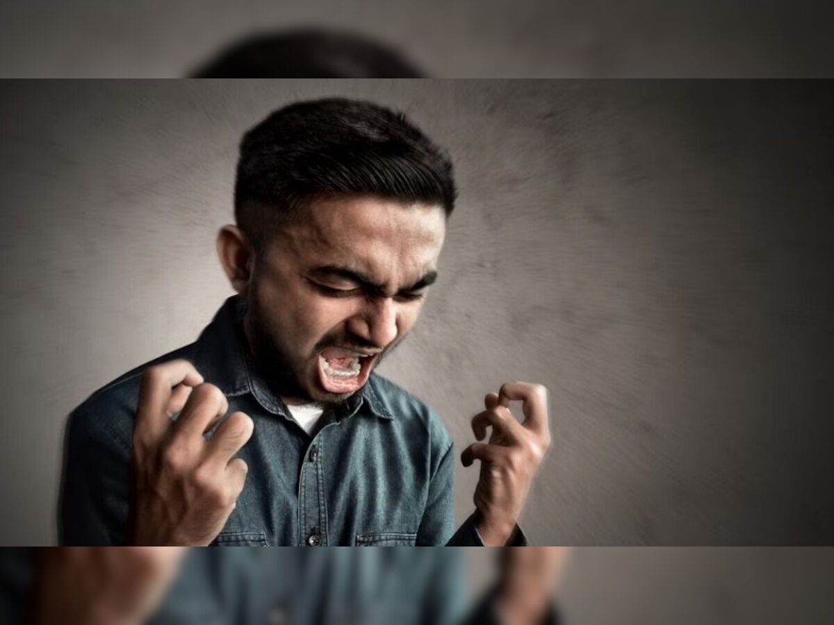 Anger is Dangerous: गुस्सा आपकी सेहत के लिए होता है खतरनाक, फौरन अपनाएं ये टिप्स