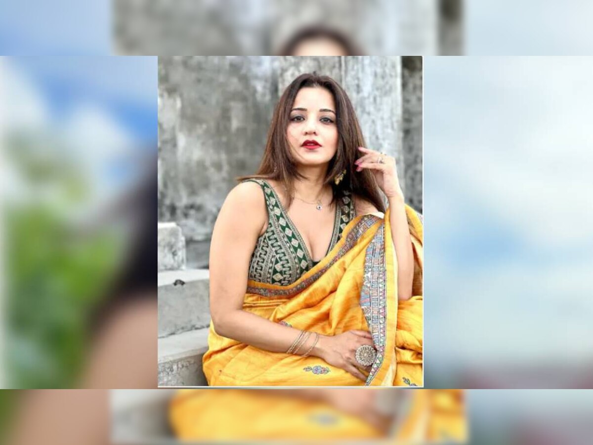 Bhojpuri Film Actress: साड़ी में भी हॉट नजर आईं मोनालिसा, फैंस से कुछ ऐसा कहा कि आई कमेंट की बाढ़