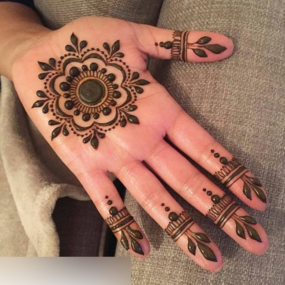 Alish mehndi creation