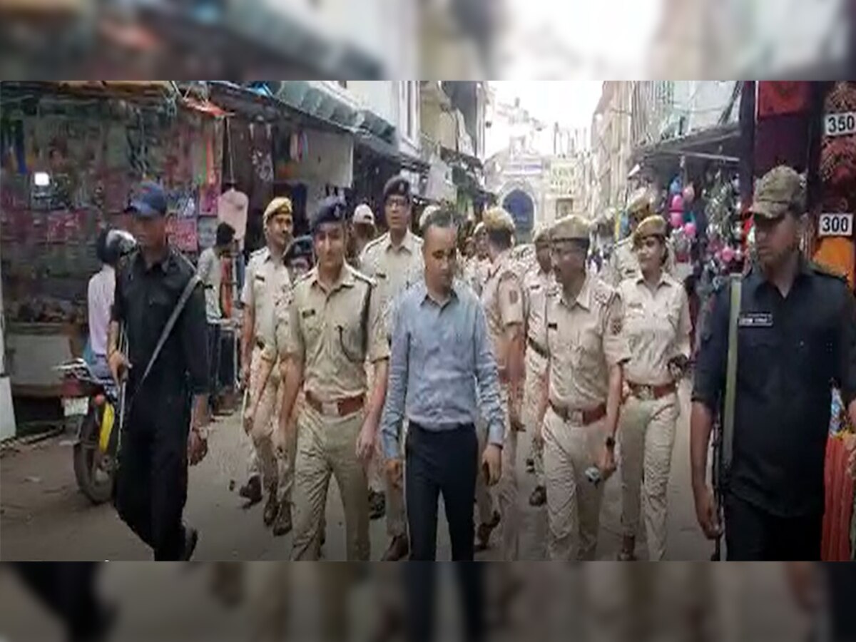 चप्पे-चप्पे पर पुलिस तैनात.