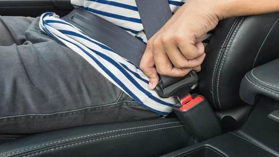 How the seat belt was invented what was first car to use seat belts ...