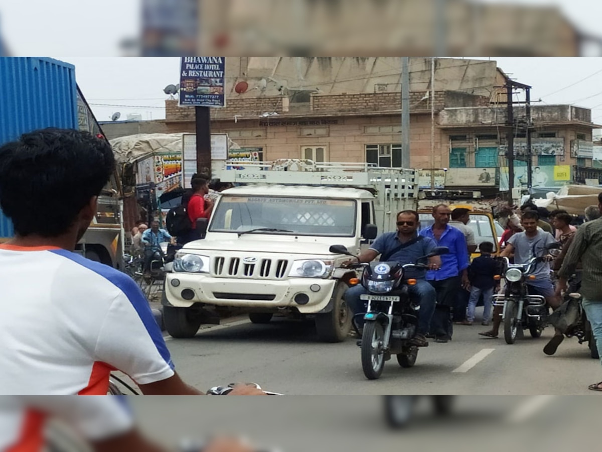 बिलाड़ा में हादसों का मार्ग बनकर रह गया गोटन-सोजत, कस्बे में आये दिन लगा रहता है जाम