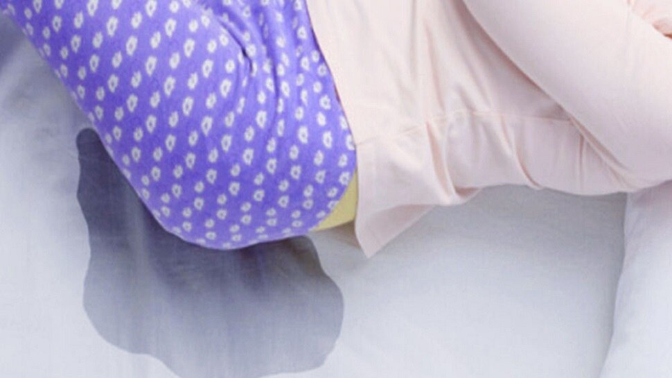 reasons of bed wetting in children at night know tips to treat