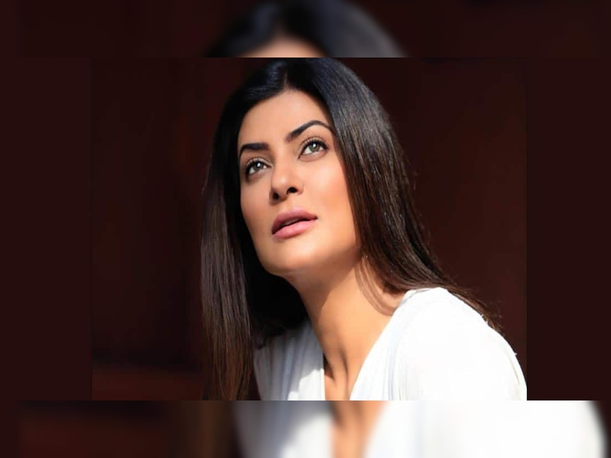 Sushmita Sen ने किया बड़ा खुलासा, 15 साल के बच्चे ने किया था पब्लिक में मोलेस्ट