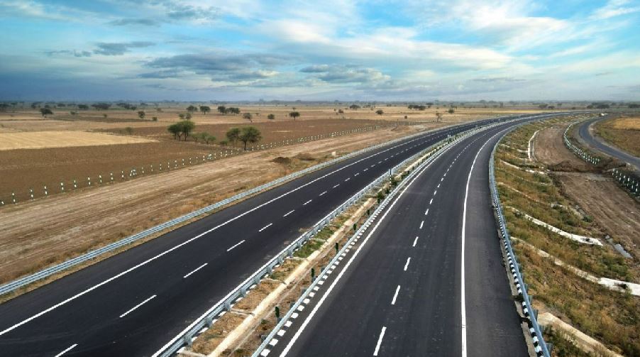 Bundelkhand Expressway के साथ सबसे ज्यादा एक्सप्रेस-वे वाला राज्य बना उत्तर प्रदेश 