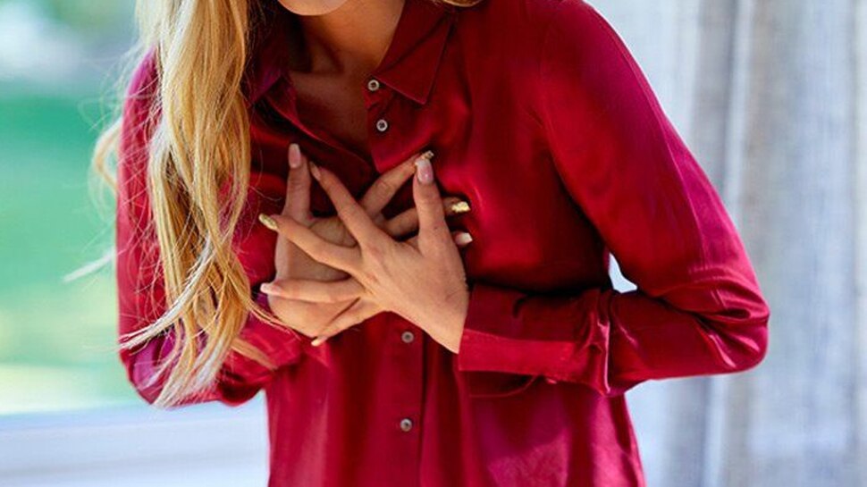 Heart Health: दिल का दोस्त है ये लाल-मीठा फल, कम कर देता है हार्ट अटैक का खतरा 
