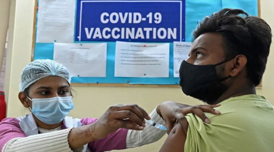 Corona Vaccination: भारत ने रचा इतिहास, मात्र इतने समय में हासिल किया 200 करोड़ वैक्सीनेशन का लक्ष्य