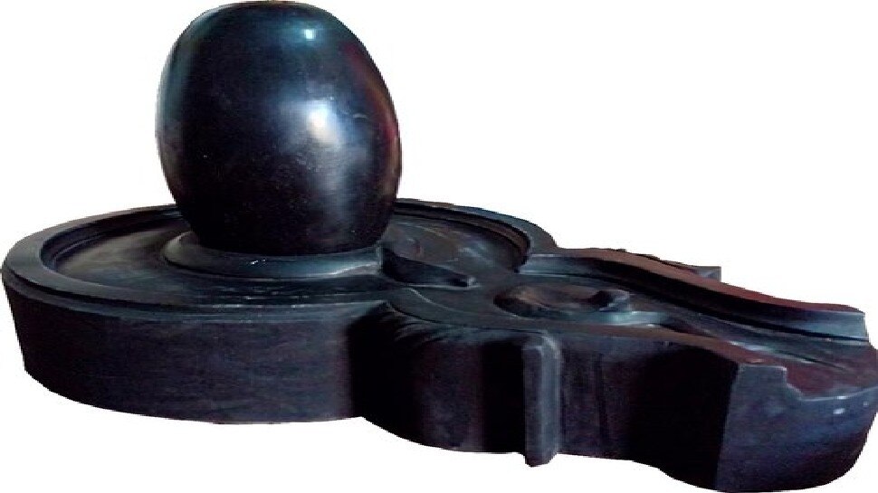 black-shivling-seeing-in-dream-gives-you-special-grace-of-lord-shiva