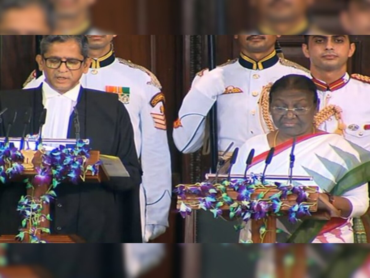 Draupadi Murmu Speech: द्रौपदी मुर्मू ने ली राष्ट्रपति पद की शपथ, अपने पहले भाषण में कही ये बातें 