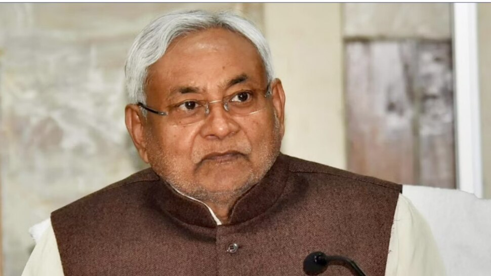 Bihar CM Nitish Kumar: द्रौपदी मुर्मू के शपथ ग्रहण समारोह से गायब रहे सीएम नीतीश, विपक्ष ने साधा निशाना तो सामने आई ये बात