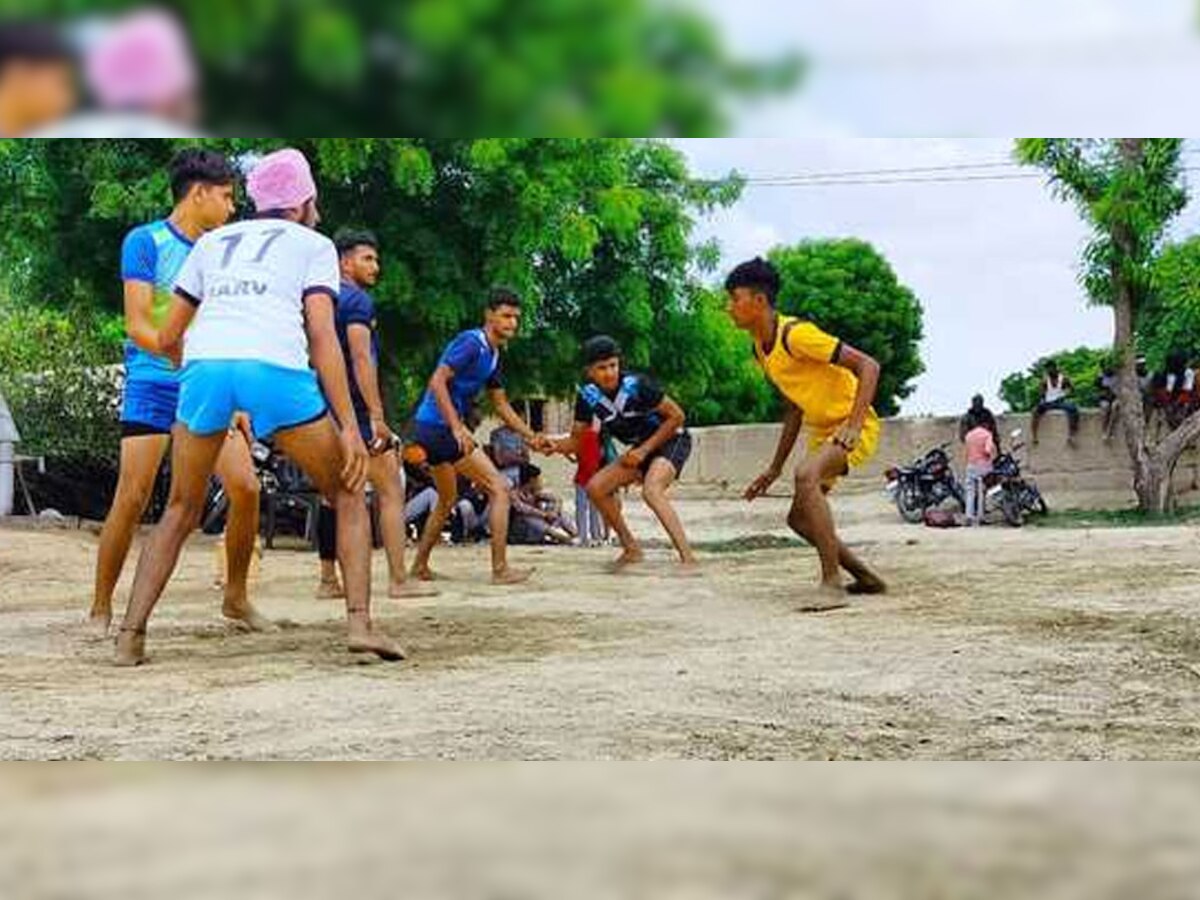 Raisinghnagar : 22 आरबी गांव की टीम ने नेशनल स्टाईल कबड्डी प्रतियोगिता जीती