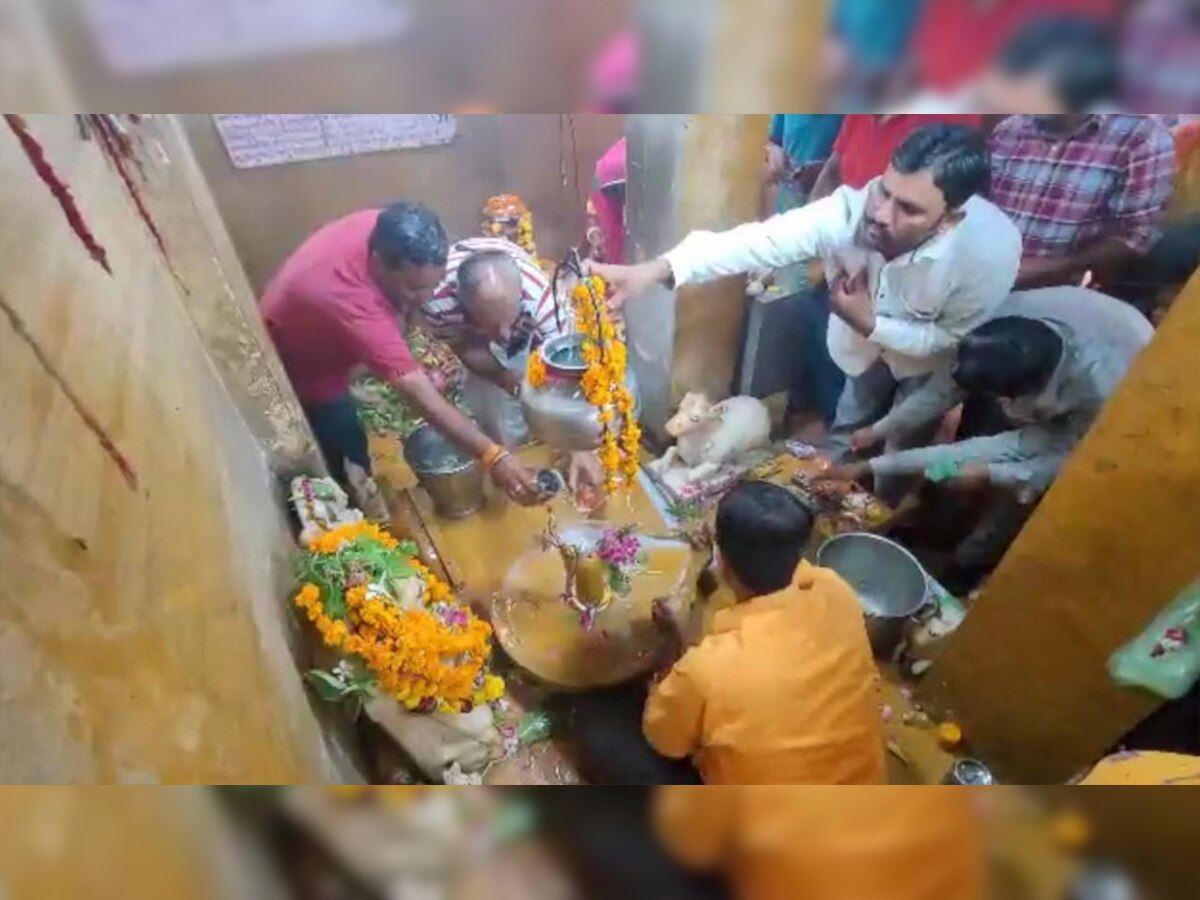 सावन के दूसरे सोमवार में लगा शिवालयों में भक्तों का तांता, गूंजे हर-हर महादेव के जयकारे