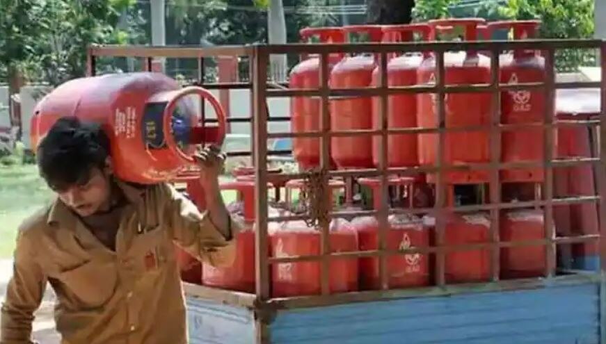 पेट्रोलियम मंत्री हरदीप सिंह पुरी ने कहा, भारत में मिल रहा सबसे सस्ता एलपीजी गैस सिलेंडर