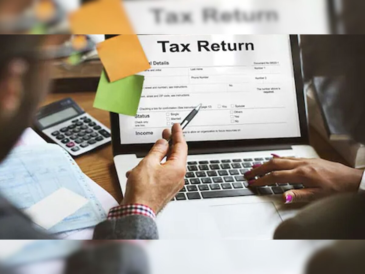 Income Tax Return: अगर ITR में कर दी यह गलती, तो सीधा पहुंच जाएंगे जेल; हर किसी को नहीं होती जानकारी