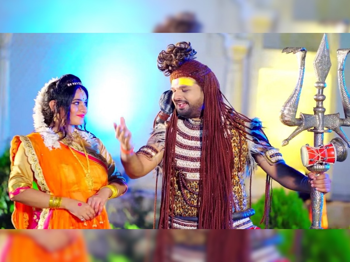 Bhojpuri Song: रितेश पांडे का नया शिव भजन 'सोमारी भुखनी सावन मास' हो रहा वायरल, देखें वीडियो