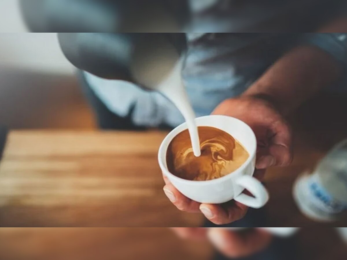 Coffee: तो क्या सच में शरीर में ताजगी भर देती है कॉफी? फायदा है या नुकसान; देखें रिसर्च में क्या हुआ खुलासा