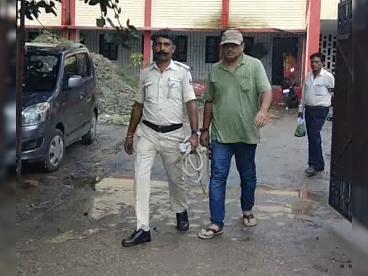 मुजफ्फरपुर में डेंटल डॉक्टर निकला ठग, पुलिस ने किया गिरफ्तार