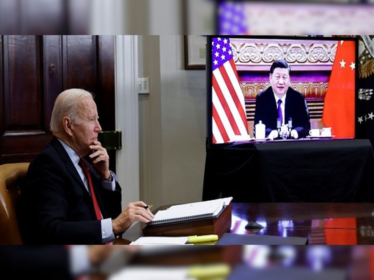China threat to US: शी जिनपिंग ने इस मुद्दे पर अमेरिका को दे डाली धमकी, कहा- आग से खेल रहा है यूएस; चुपचाप सुनते रहे बाइडेन
