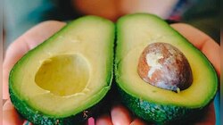 Avocado Benefits: एवोकाडो से स्किन और बालों को मिलेगा फायदा, ऐसे करें इस्तेमाल