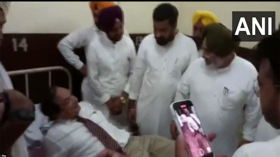 पंजाब में स्वास्थ्य मंत्री के दुर्व्यहार से व्यथित होकर मेडिकल कॉलेज के VC ने दिया इस्तीफा पंजाब में स्वास्थ्य मंत्री के दुर्व्यहार से व्यथित होकर मेडिकल कॉलेज के VC ने दिया इस्तीफा