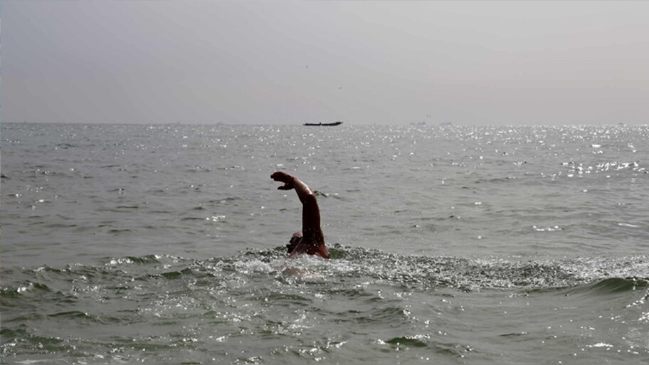 पाकिस्तान में समुद्र तट पर 6 युवक डूबे, अफ्गानिस्तान और UAE में भी कई लोगों की मौत