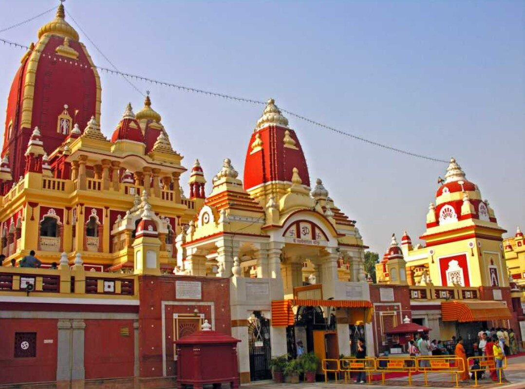 Delhi: मुगलों की निशानियों का शहर ही नहीं, कई प्राचीन हिंदू मदिरों का गढ़ भी है दिल्ली