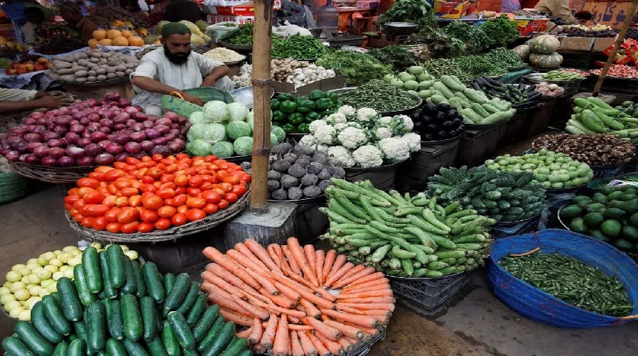 पाकिस्तान में महंगाई से मचा त्राहिमाम, भारत की तुलना में 10 फीसदी ज्यादा