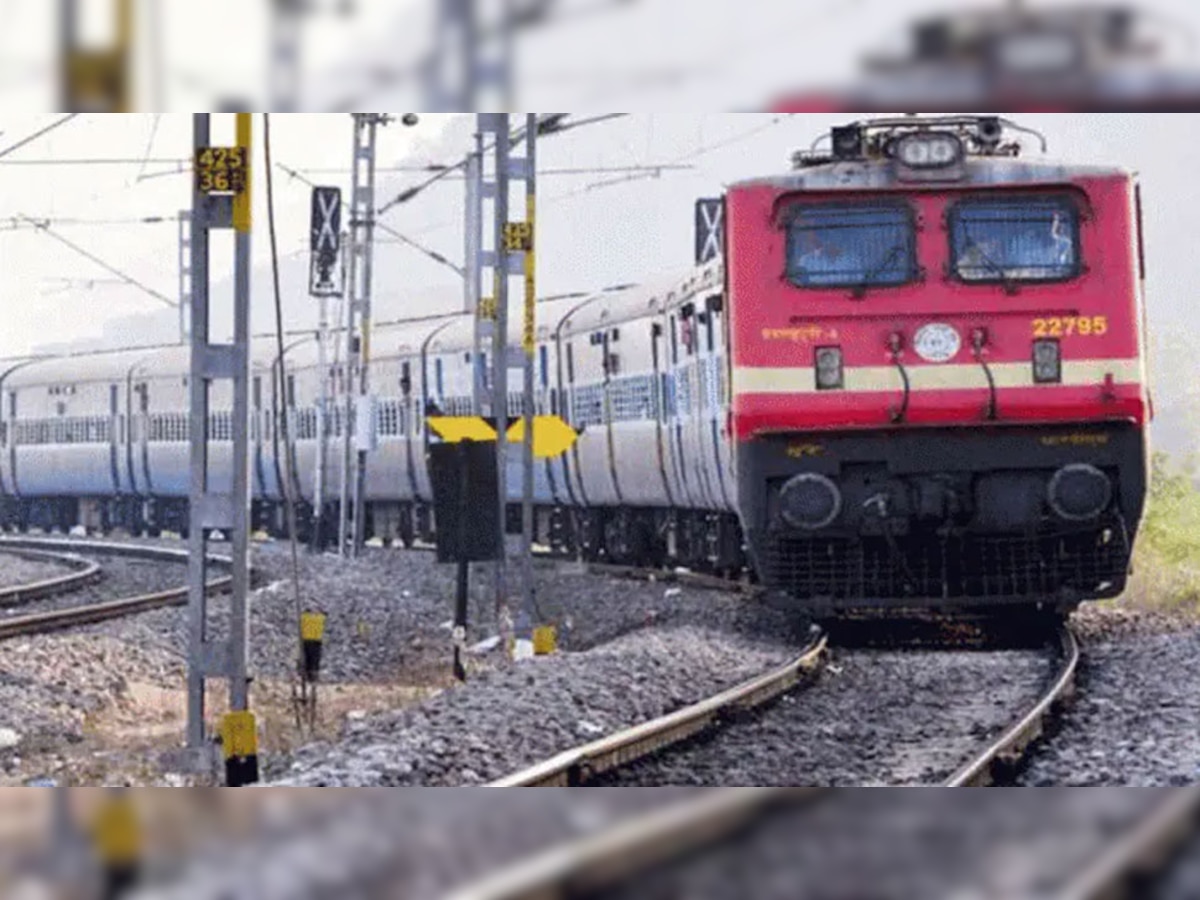 Indian Railways: अंग्रेजों के जमाने के रेलवे नियम जानकर उड़ जाएंगे आपके होश, अब तक किए जाते हैं फॉलो!