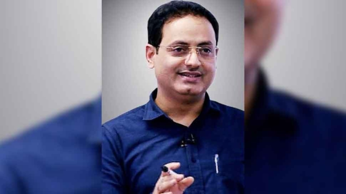 dr vikas divyakirti biography education family wife upsc aspirant Drishti  IAS dadnh | कौन हैं और कहां से आते हैं दृष्टि कोचिंग वाले Dr Vikas  Divyakirti, जो हैं UPSC एस्पिरेंट्स के तारणहार |