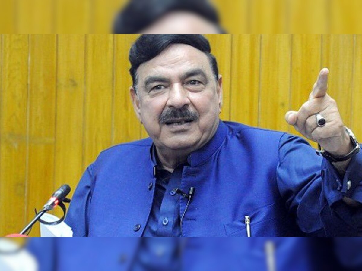 Sheikh Rashid video: इमरान के करीबी नेता शेख रशीद की शर्मनाक हरकत, लाइव टीवी डिबेट के दौरान थूका, वीडियो वायरल