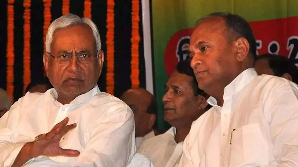 Bihar: JDU नेता आरसीपी सिंह की मुश्किलें बढ़ीं, अपनी ही पार्टी में घिरे; लगा ये गंभीर आरोप
