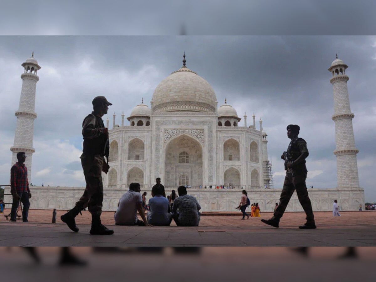 Taj Mahal: 15 अगस्त पर तिरंगे की रोशनी में नहीं जगमग होगा ताजमहल, सामने आई चौंकाने वाली वजह