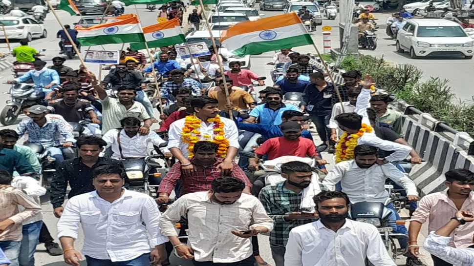 Amrit Festival of Independence: NSUI takes out tricolor journey