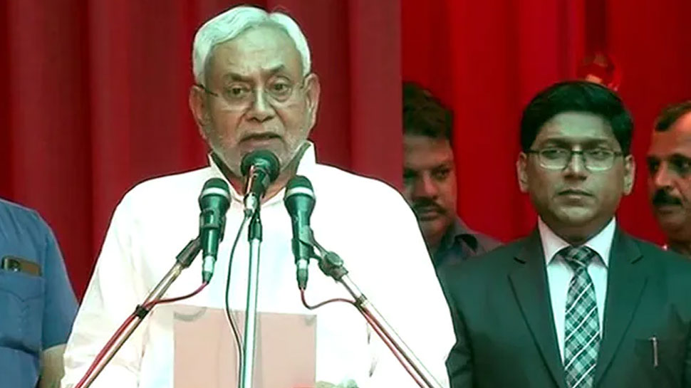 Bihar Politics: CM बनते ही बदल गए नीतीश के सुर, भाजपा पर कुछ ऐसे साधा निशाना, 2024 पर कही ये बात