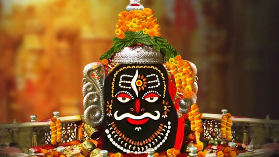 Rakshabandhan 2022 Ujjain Baba Mahakal World biggest Rakhi tied to ...