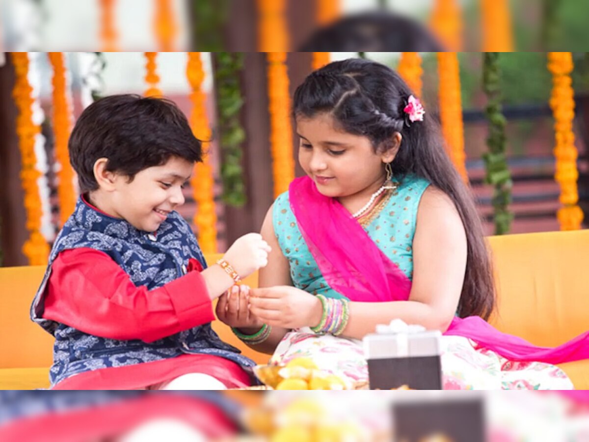 Raksha Bandhan 2022 Wishes: राखी का त्यौहार है, खुशियों की बहार है.... रक्षाबंधन पर भाई को शेयर करें ये खास संदेश  