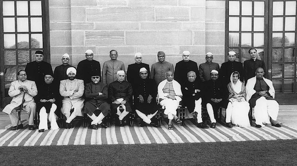 आजाद भारत के पहले PM तो नेहरू बने, लेकिन कैबिनेट मंत्री कौन थे? जानें कैसा दिखता था पहला मंत्रिमंडल