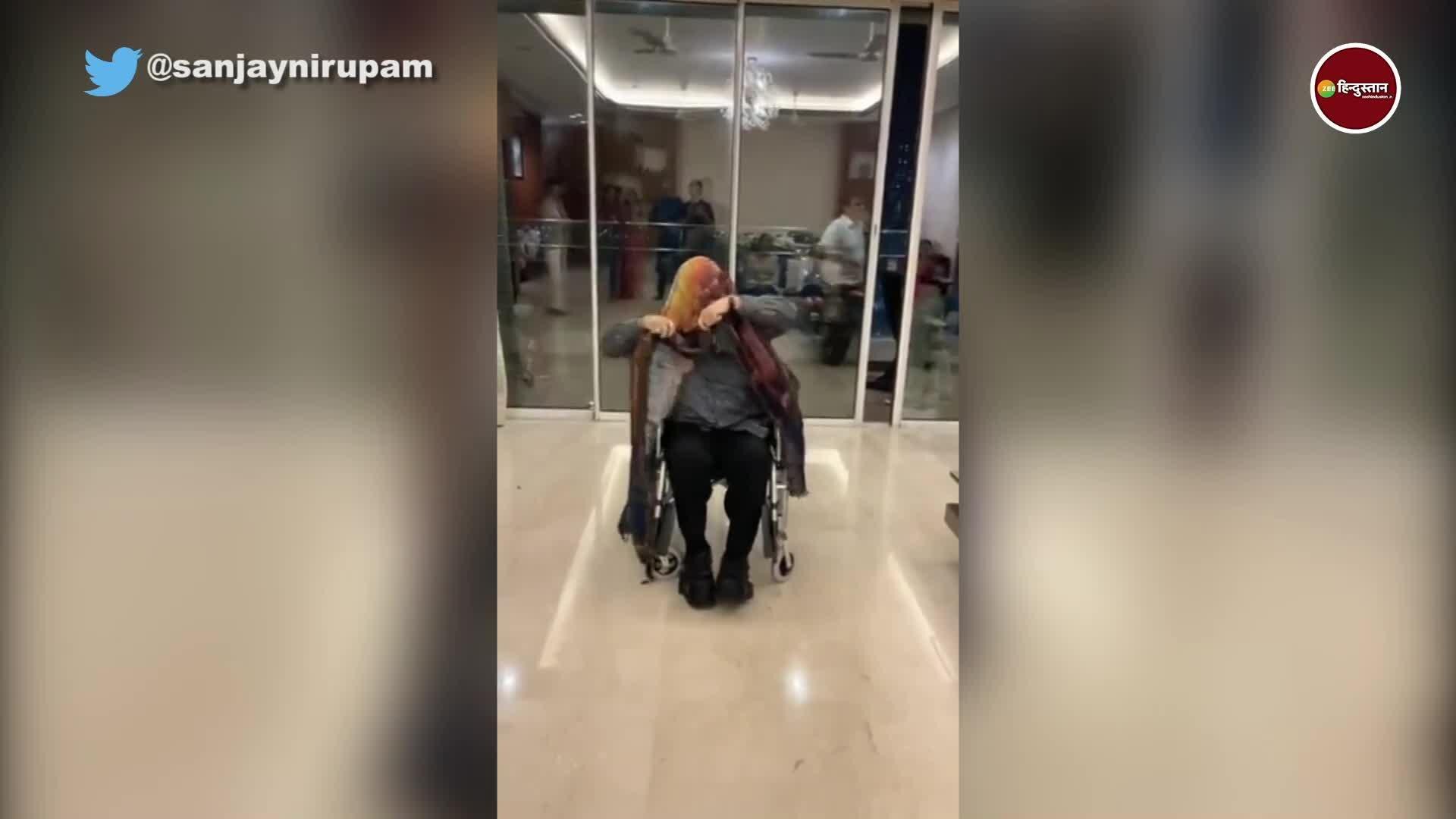 viral video of rakesh jhunjhunwala dancing on wheelchair his old video
