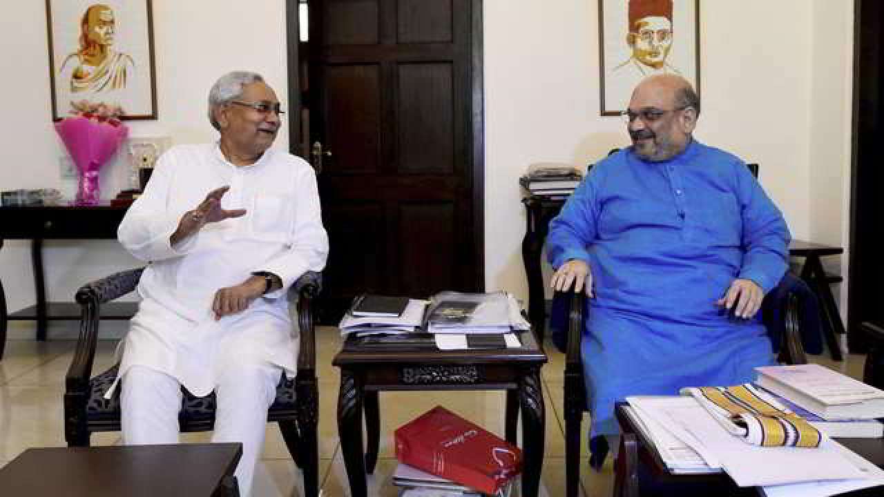 जब अमित शाह ने मान लीं नीतीश की सारी शर्तें, फिर भी एनडीए गठबंधन से क्यों अलग हो गए बिहार CM? जब अमित शाह ने मान लीं नीतीश की सारी शर्तें, फिर भी एनडीए गठबंधन से क्यों अलग हो गए बिहार CM?