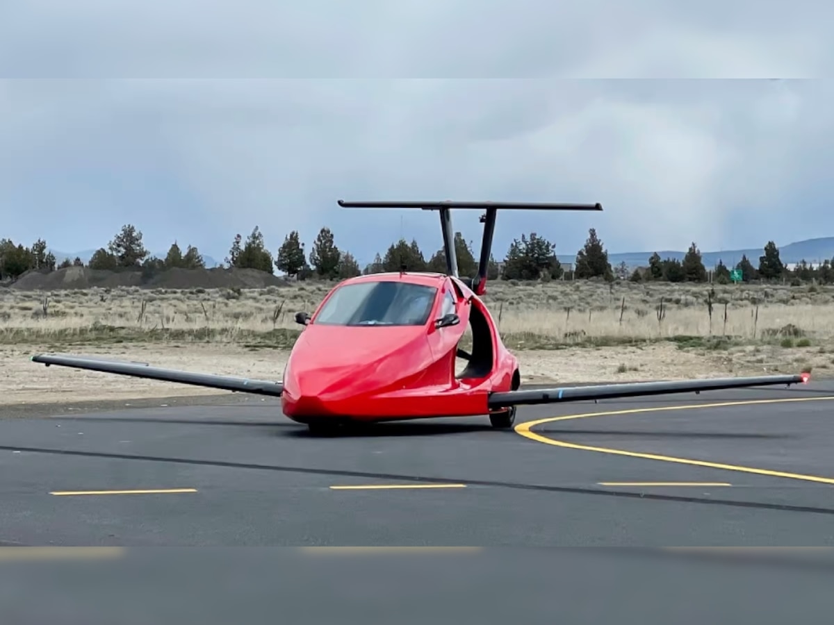 Flying car: बाजार में आ गई उड़ने वाली कार, इतने हजार लोगों ने कर दी बुक, कीमत 1.70 लाख 