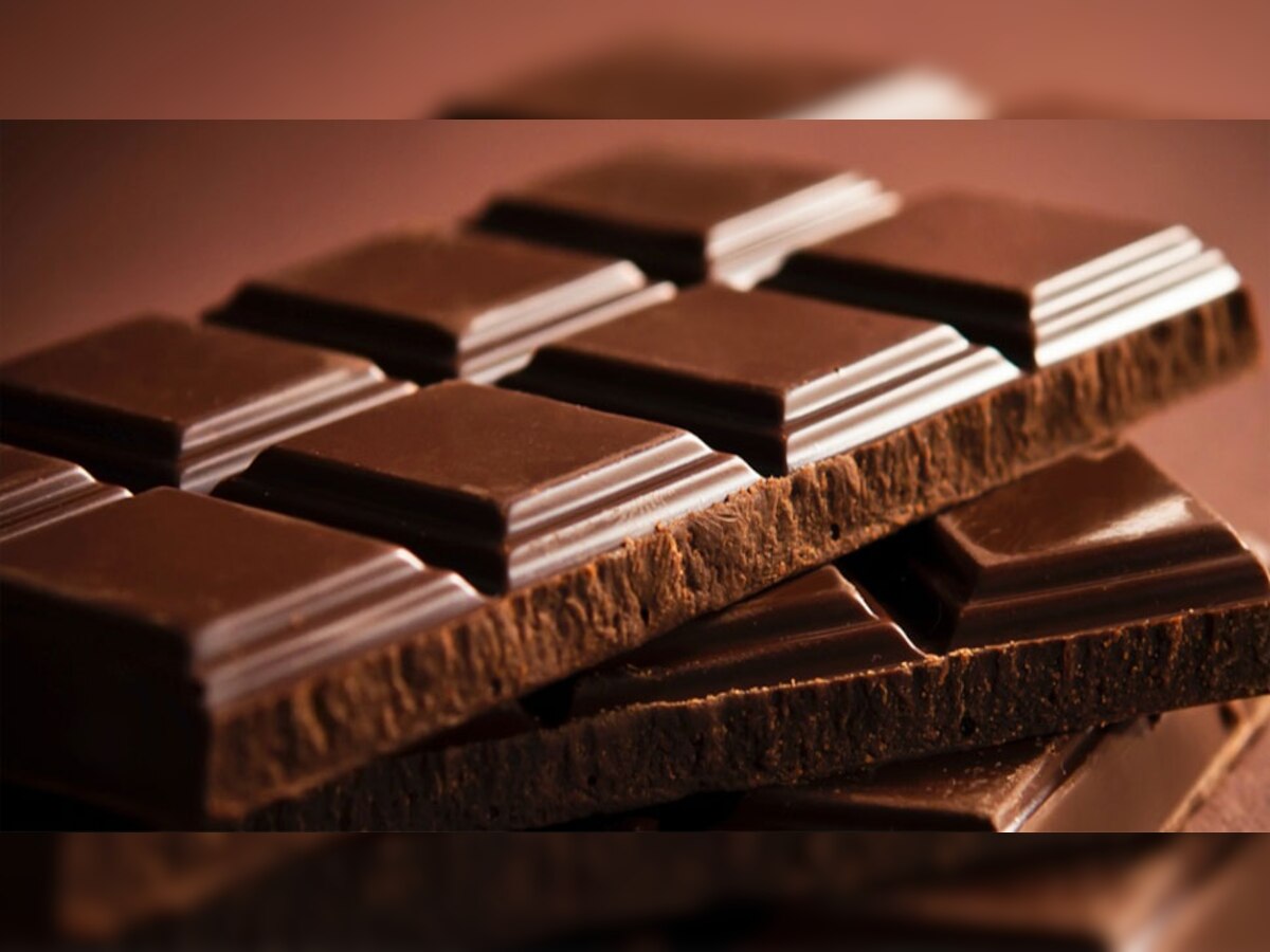 Chocolate: चोरी हुई लाखों रुपये की चॉकलेट, चोरों ने CCTV से बचने के लिए किया ऐसा कारनामा!